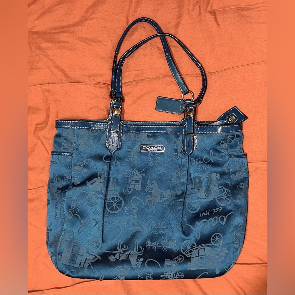 Coach Horse & Carriage Purse